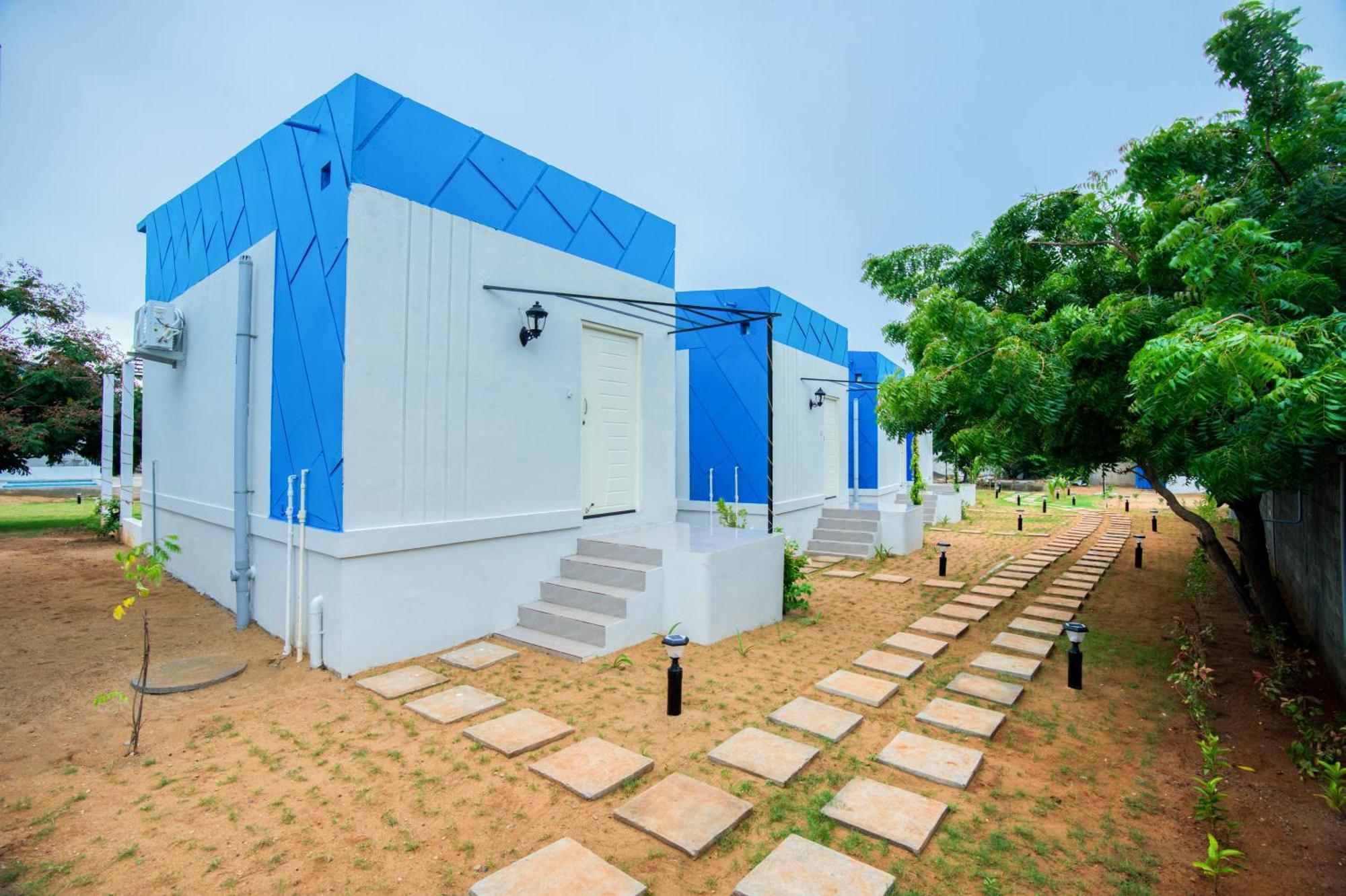 Seaborne Beach Resort Auroville Exteriör bild
