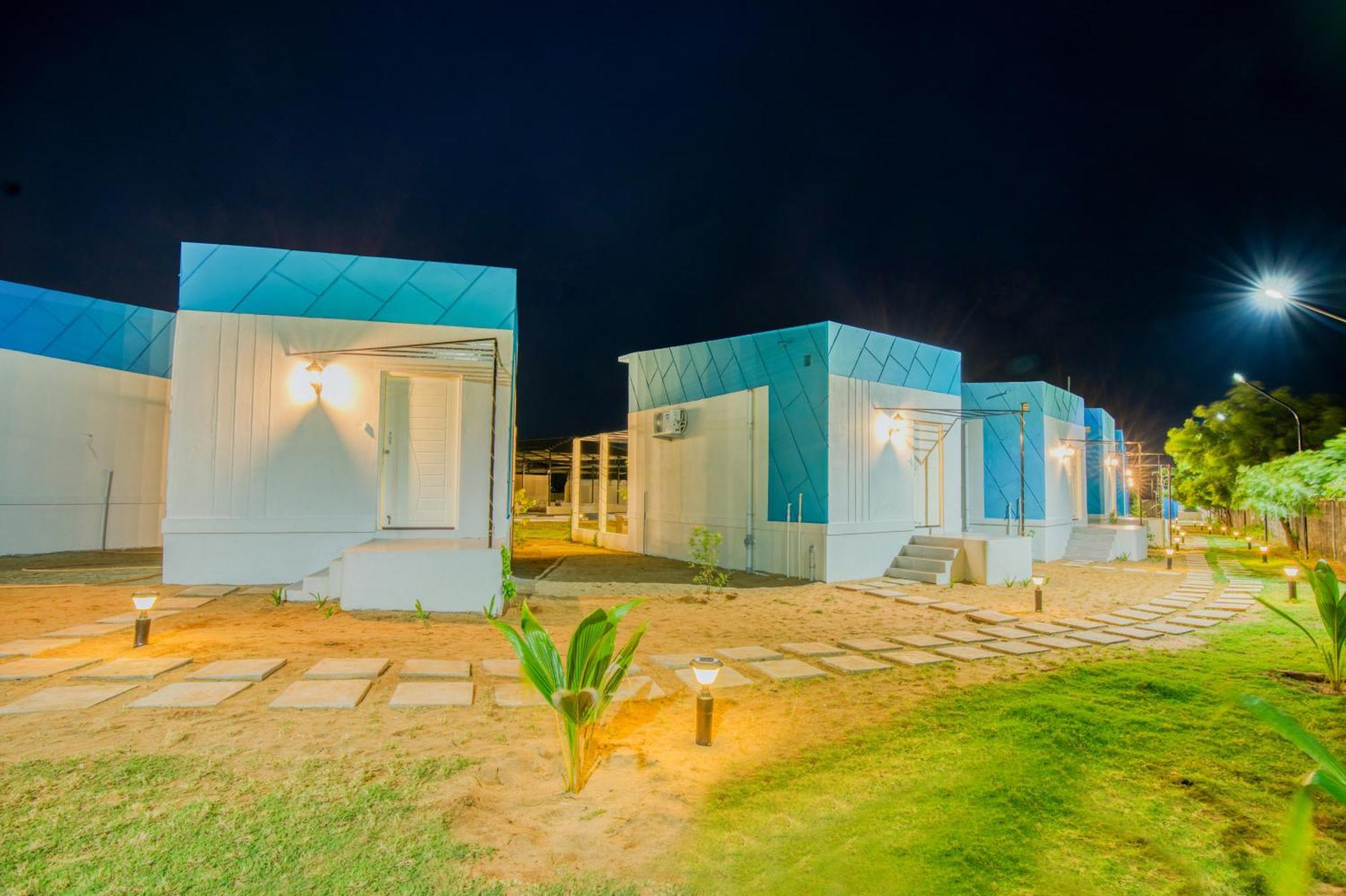 Seaborne Beach Resort Auroville Exteriör bild